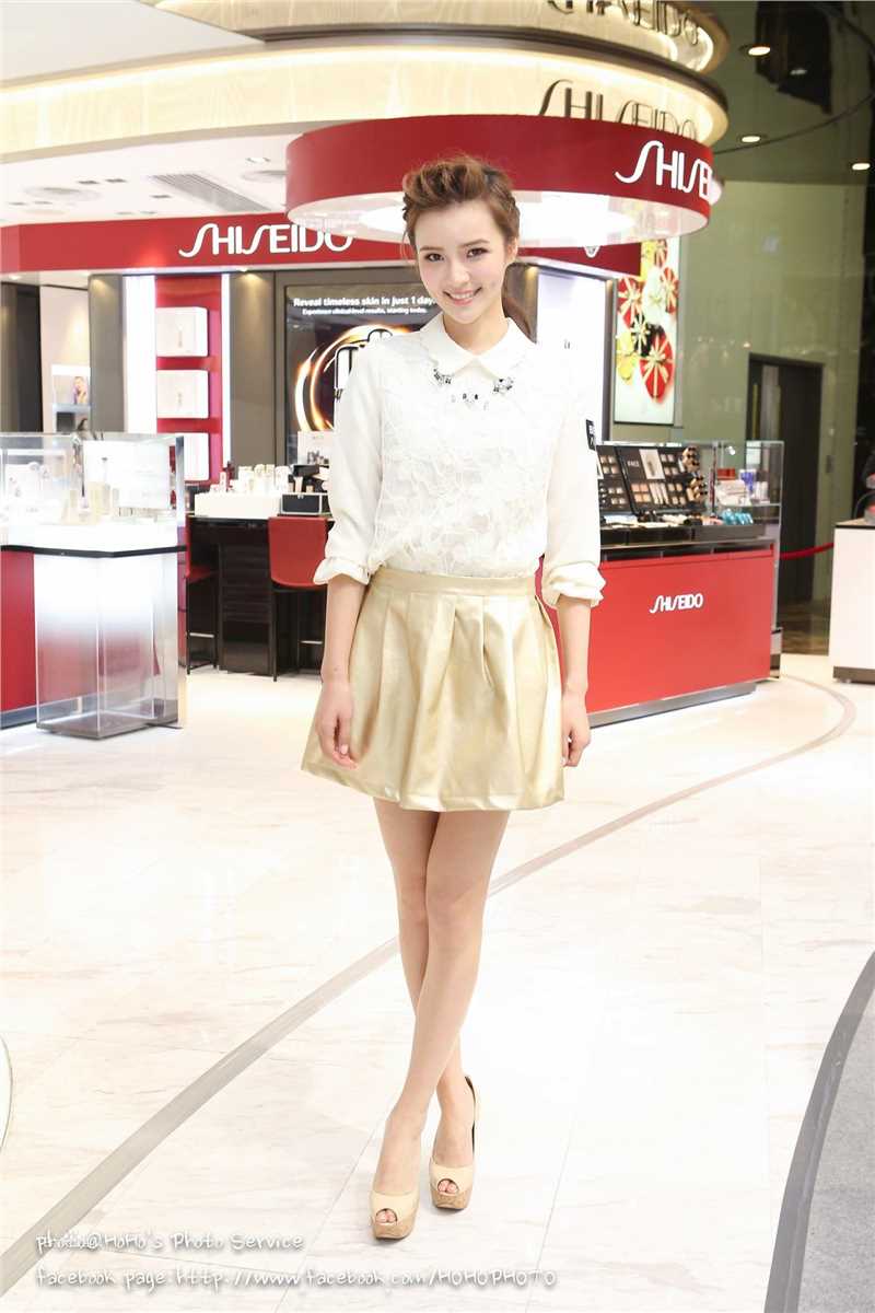 夏嫣(Anika)活动照素颜照壁纸