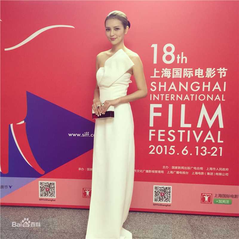 夏嫣(Anika)活动照素颜照壁纸