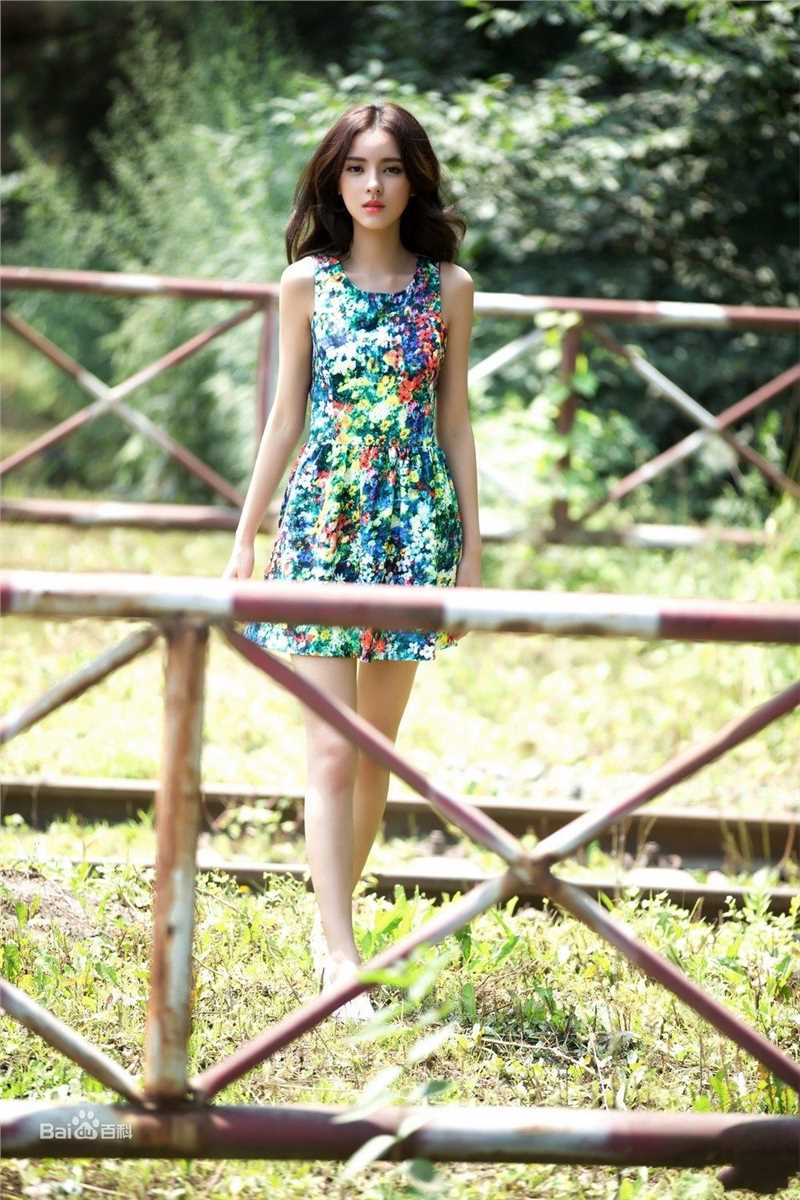 高清张予曦图片