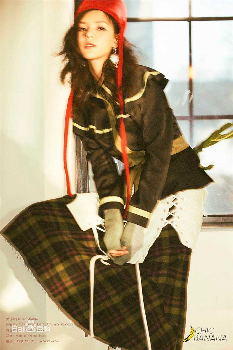 张予曦最新街拍壁纸