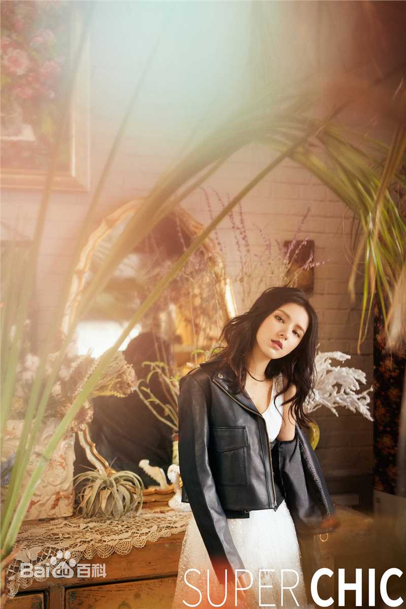 张予曦最新杂志拍摄壁纸