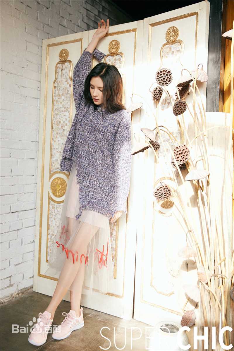 张予曦最新杂志拍摄壁纸