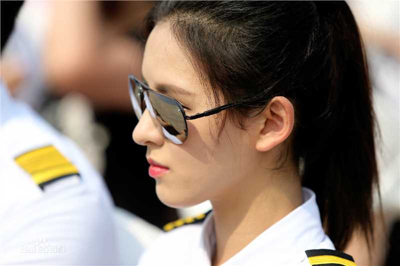 张予曦《冲上人霄》真人秀最新剧照