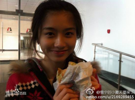 孙雪宁(Sun xue ning)素颜照、化妆照壁纸壁纸