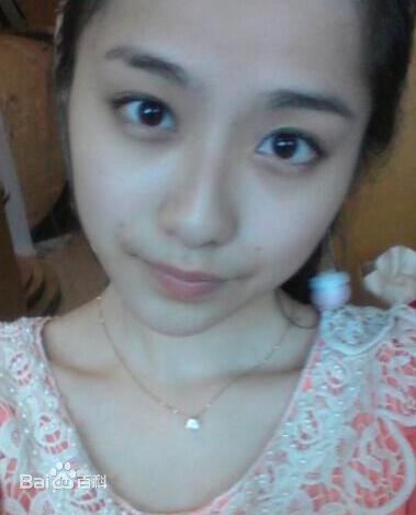 孙雪宁(Sun xue ning)素颜照、化妆照壁纸壁纸