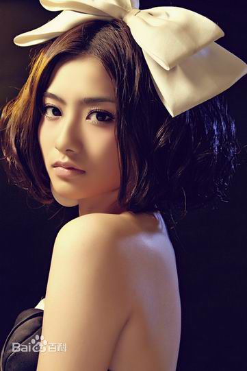 孙雪宁(Sun xue ning)素颜照、化妆照壁纸壁纸