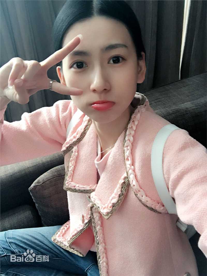 王秋紫生活照图册