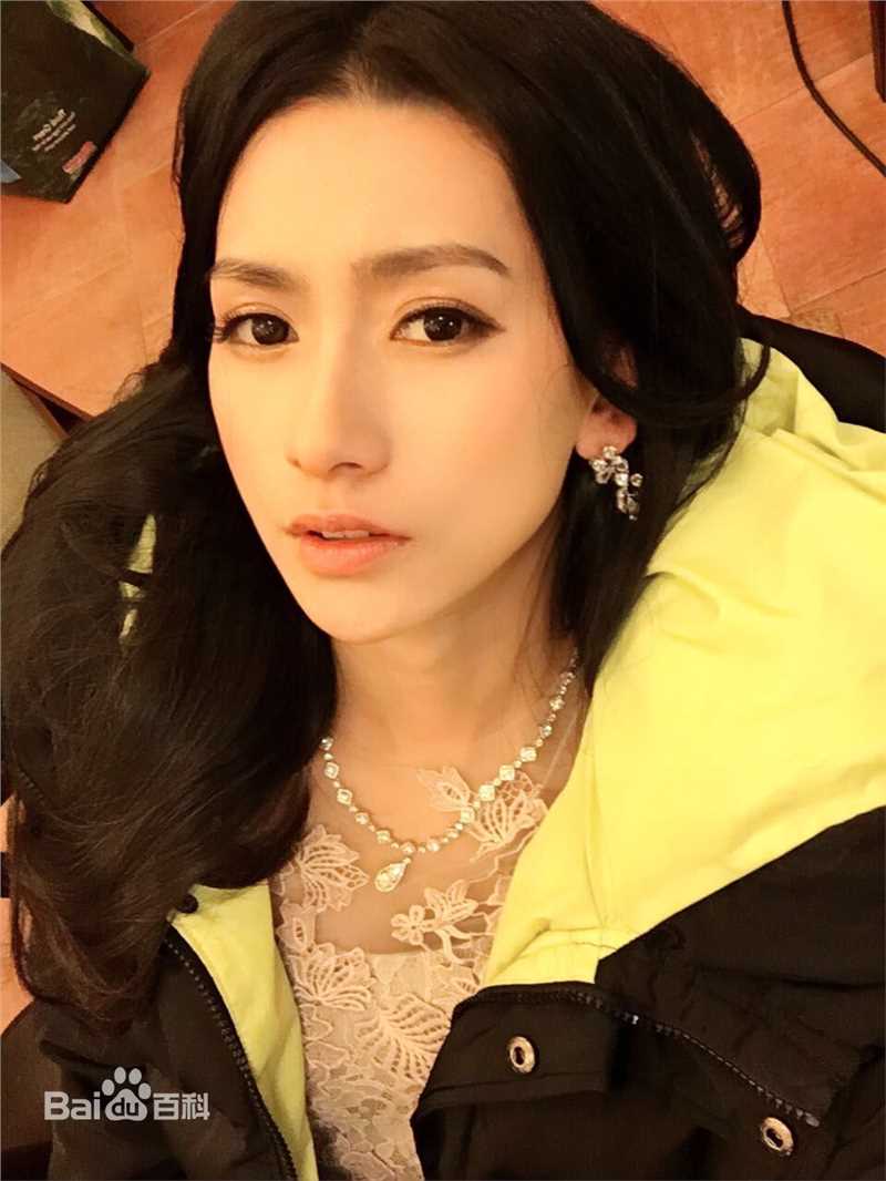 王秋紫生活照图册