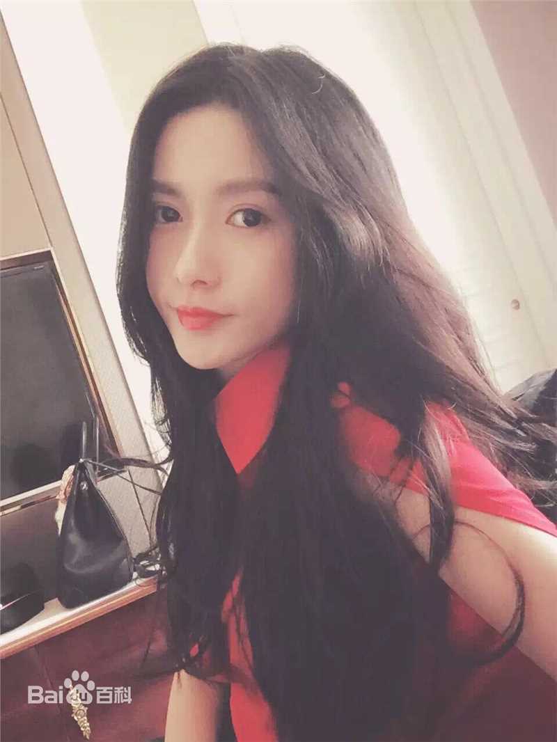 王秋紫生活照图册