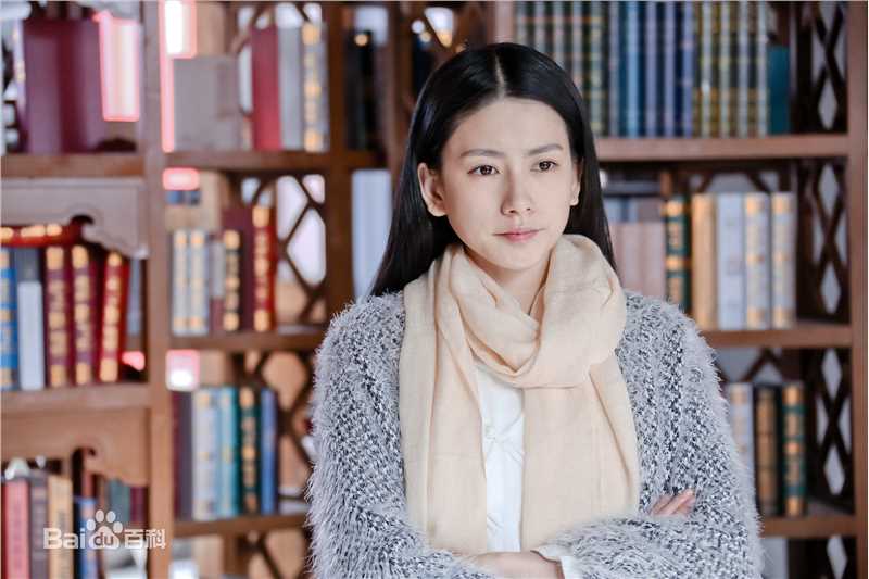 王秋紫在电视剧《左眼诡事》饰演青灵中的