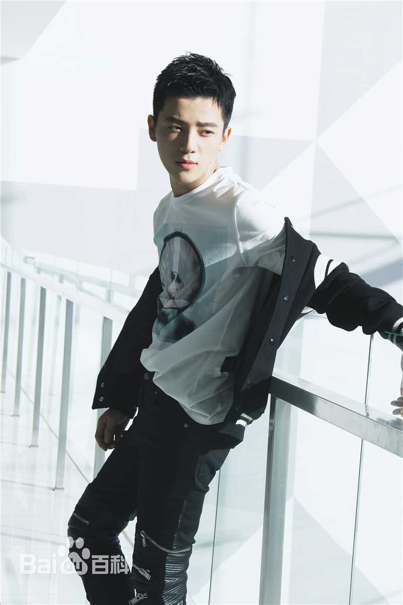 吴俊余(June Wu)前后照片