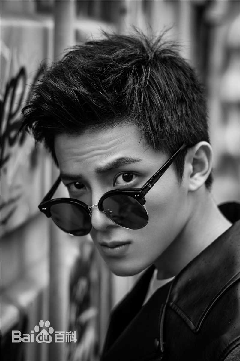 吴俊余(June Wu)最新壁纸