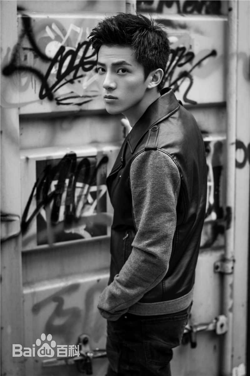 吴俊余(June Wu)最新壁纸