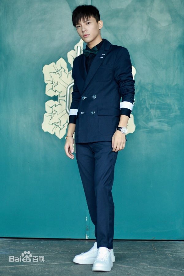 吴俊余(June Wu)精选图册