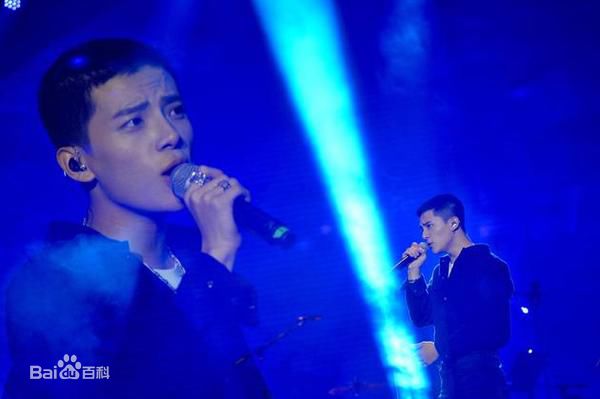 吴俊余(June Wu)歌手素颜照相册