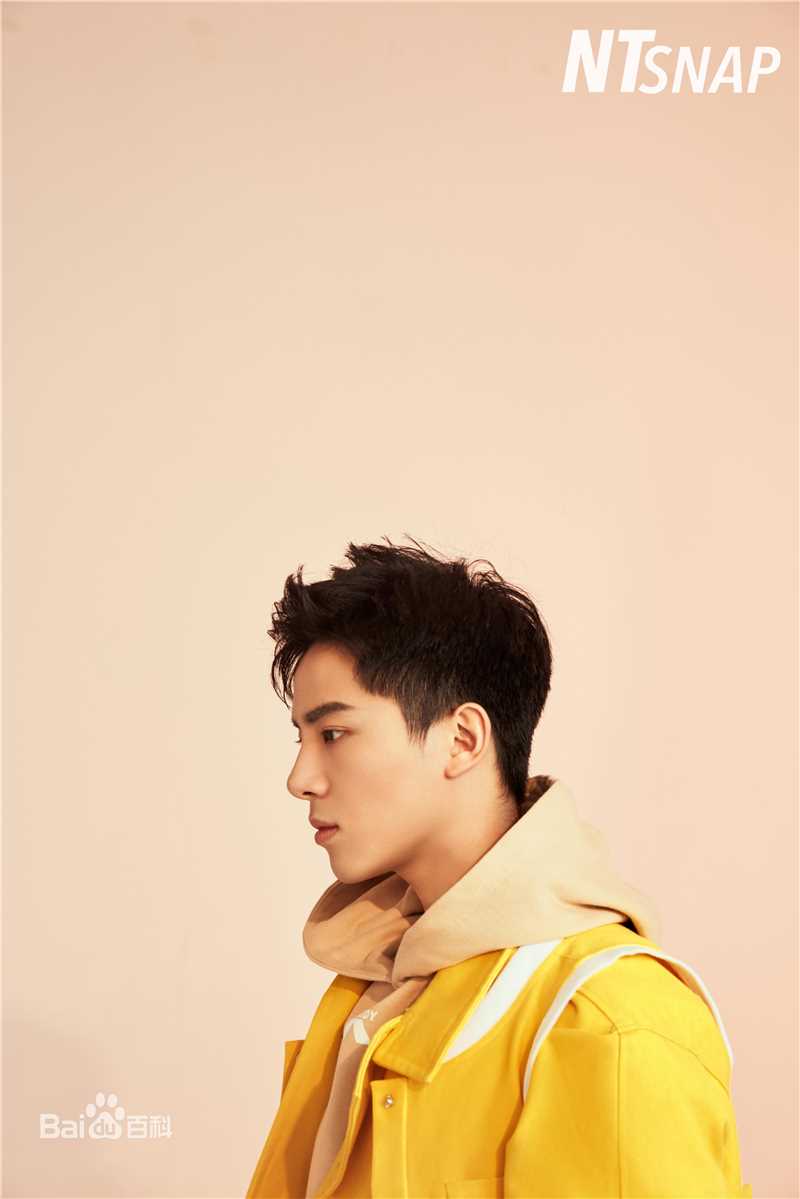 吴俊余(June Wu)时尚大片壁纸壁纸