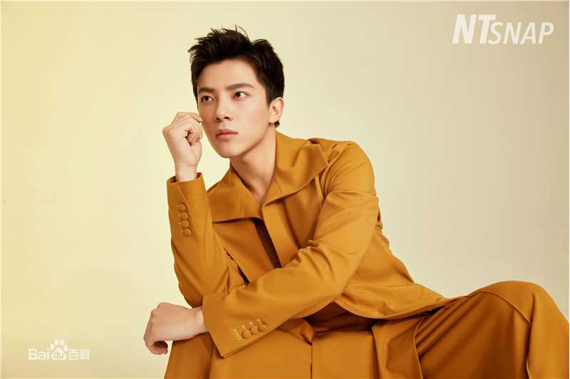 吴俊余(June Wu)时尚大片壁纸壁纸