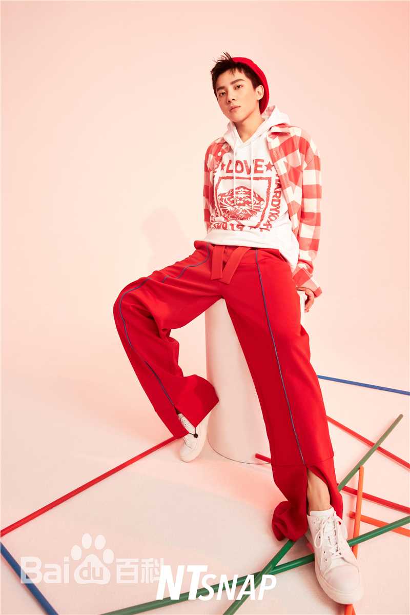 吴俊余(June Wu)时尚大片壁纸壁纸