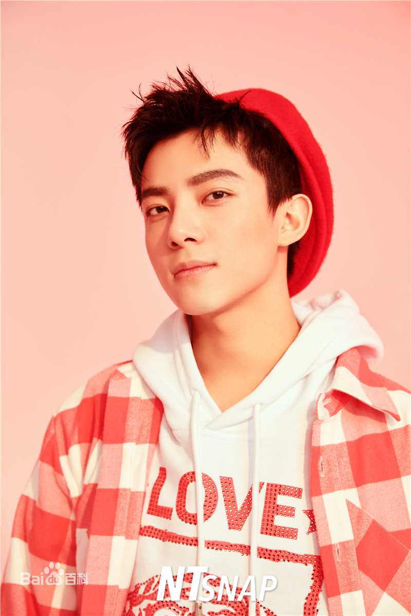 吴俊余(June Wu)时尚大片壁纸壁纸