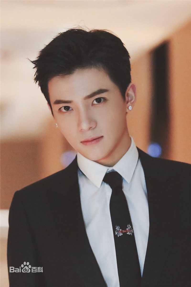 吴俊余(June Wu)前后照片