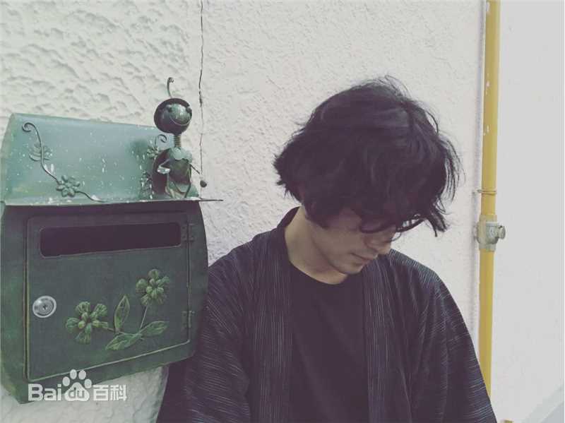 张晓晨(Edward Zhang)生活照前后照片