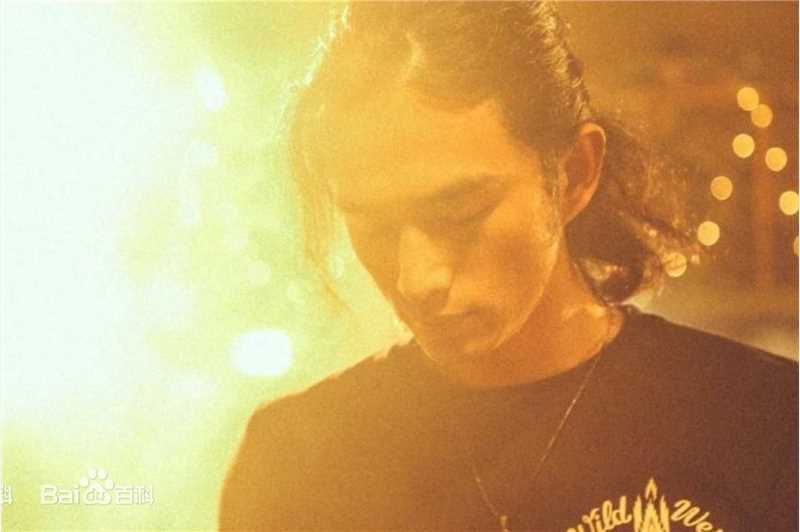 高清张晓晨(Edward Zhang)在电影《怒放之青春再见》中的图集