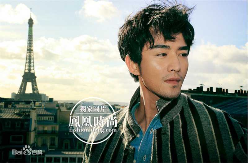 张晓晨(Edward Zhang)巴黎时装周壁纸壁纸