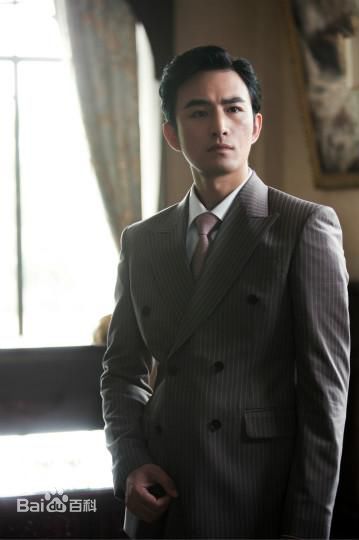 高清张晓晨(Edward Zhang)在电视剧《相爱穿梭千年2：月光下的交换》中的图集