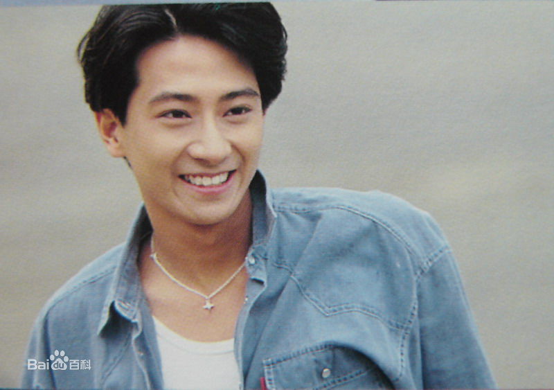 孙耀威(Eric Suen Yiu Wai)青涩时期的性感图片图集