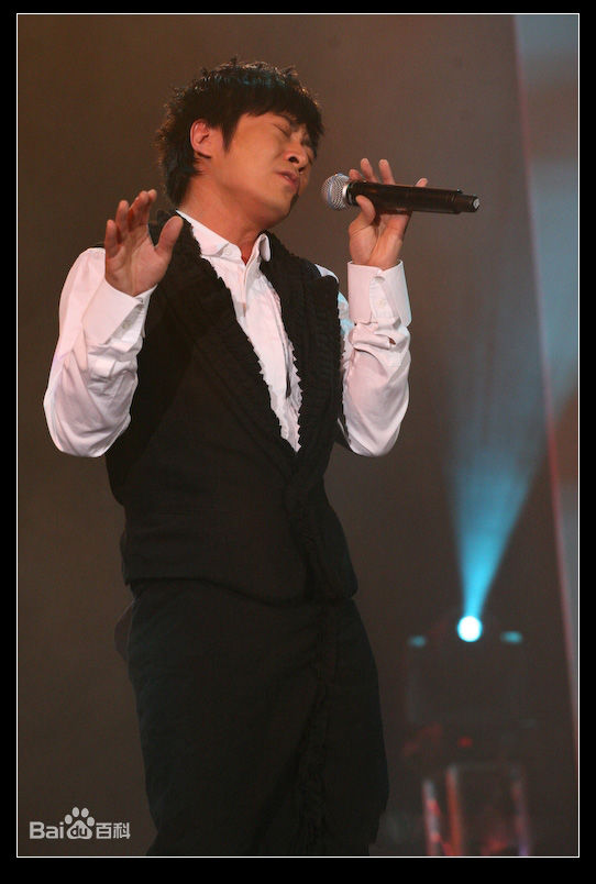 孙耀威(Eric Suen Yiu Wai)爱和平大巡游演唱会生活照