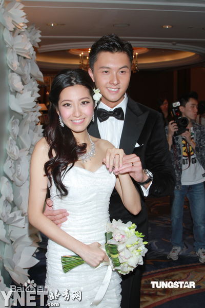 陈自瑶(Yoyo Chan)与丈夫王浩信前后照片