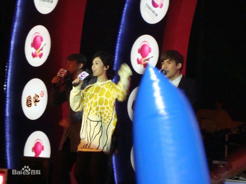 张致恒(Steven Cheung)王子活动照前后照片