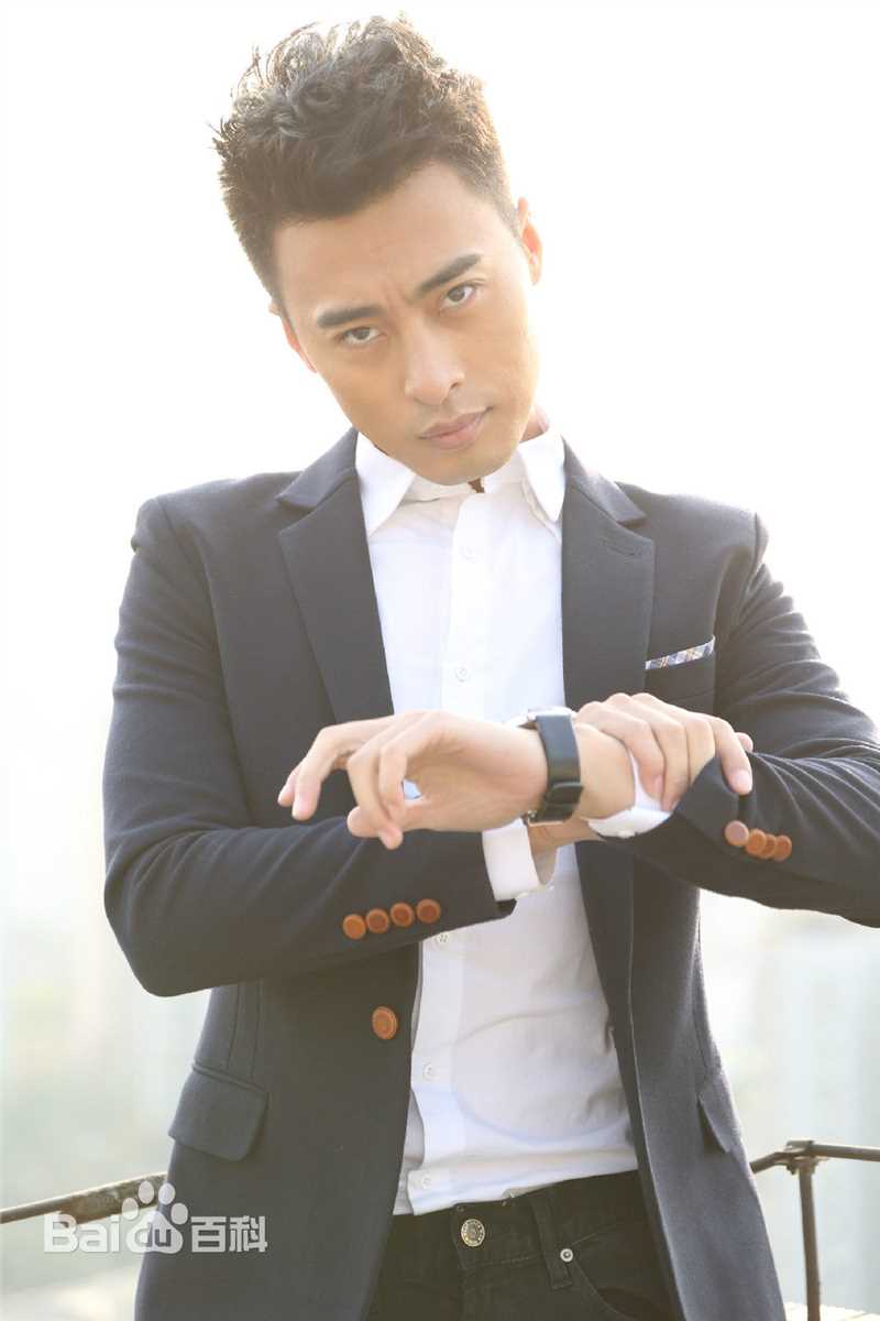 张钧涵最优质帅气西装相册