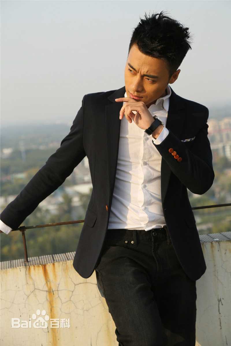 张钧涵最优质帅气西装相册