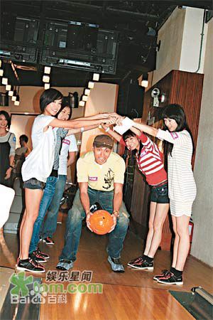 黄浩然(Raymond)参加活动壁纸壁纸