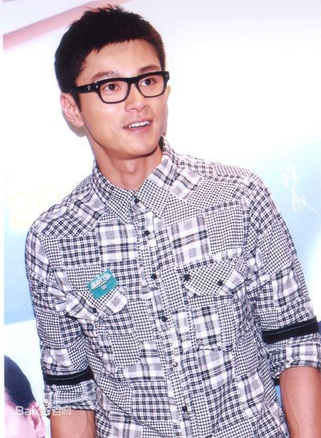 最新黄浩然(Raymond)性感图片