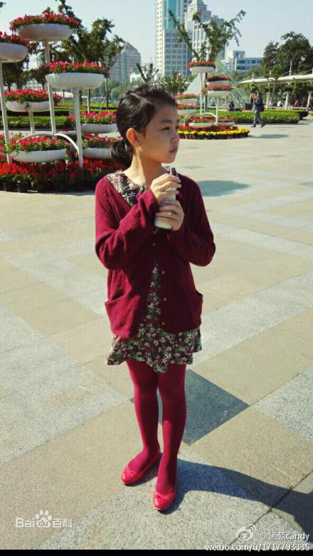 汤甄(Tangzhen)小顾里壁纸壁纸