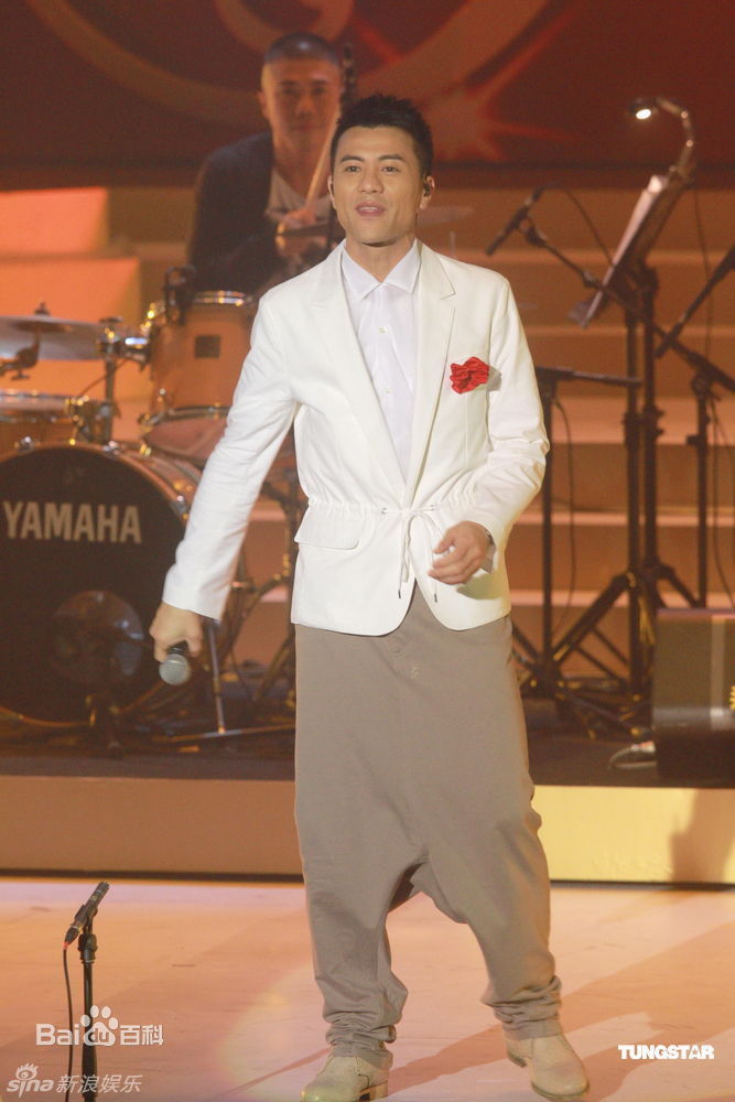 最新梁汉文(Edmond Leung)精彩图册