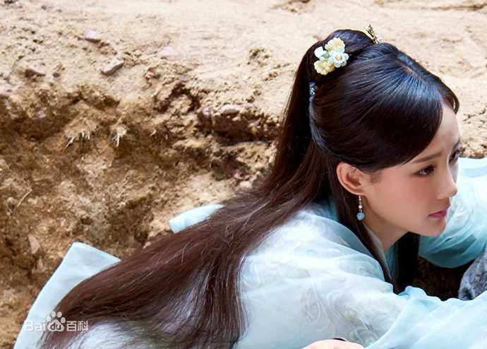 高清李一桐在《射雕英雄传》黄蓉中的图集