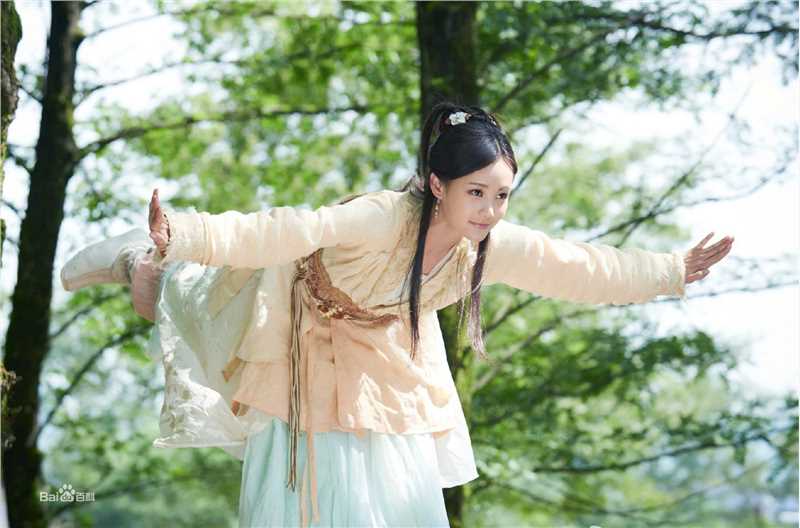 高清李一桐在《射雕英雄传》黄蓉中的图集