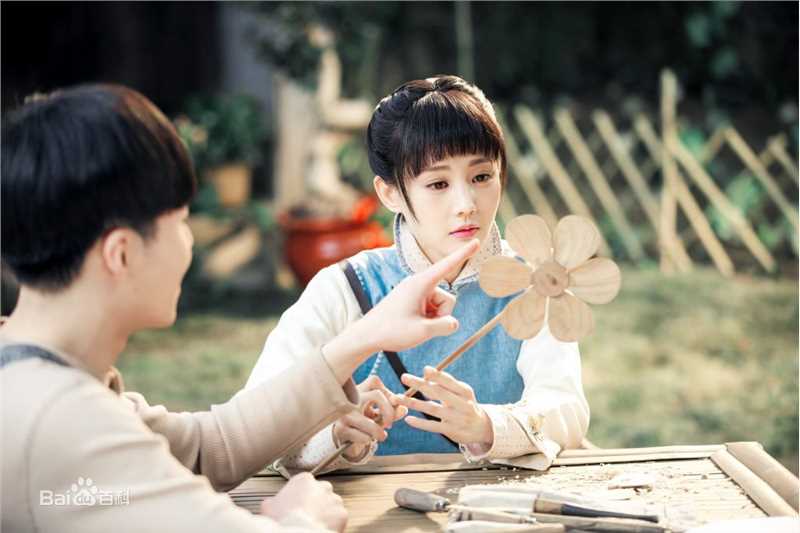 最优质李一桐在《海棠经雨胭脂透》中的相册