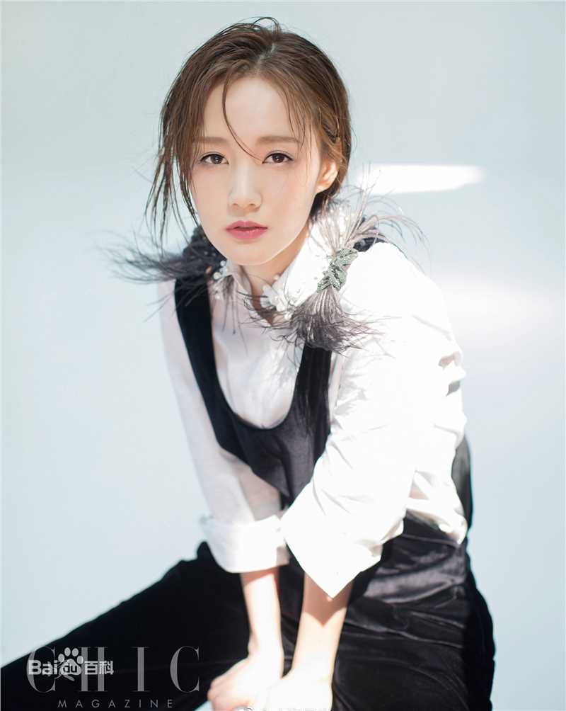 李一桐最全2017年杂志相册