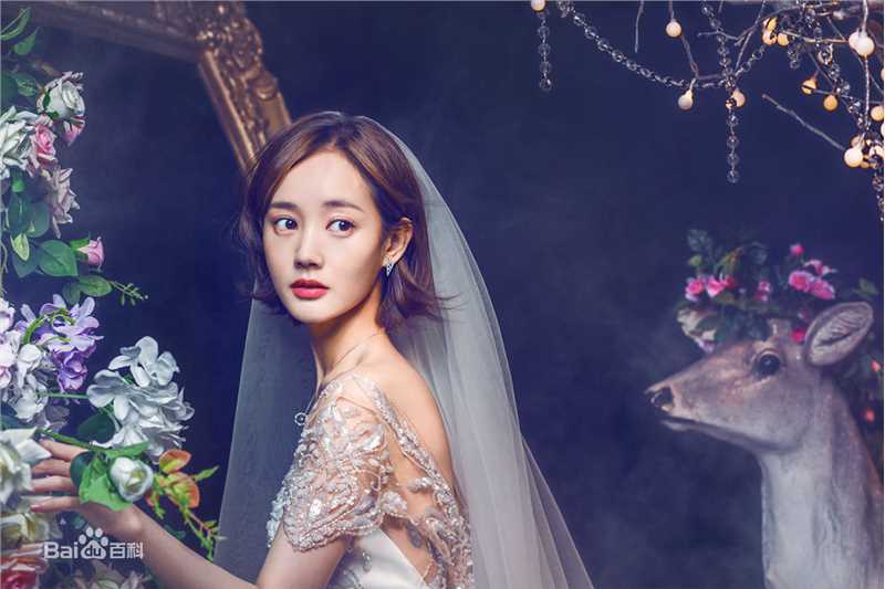 李一桐最全2017年杂志相册