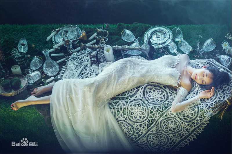 李一桐最全2017年杂志相册