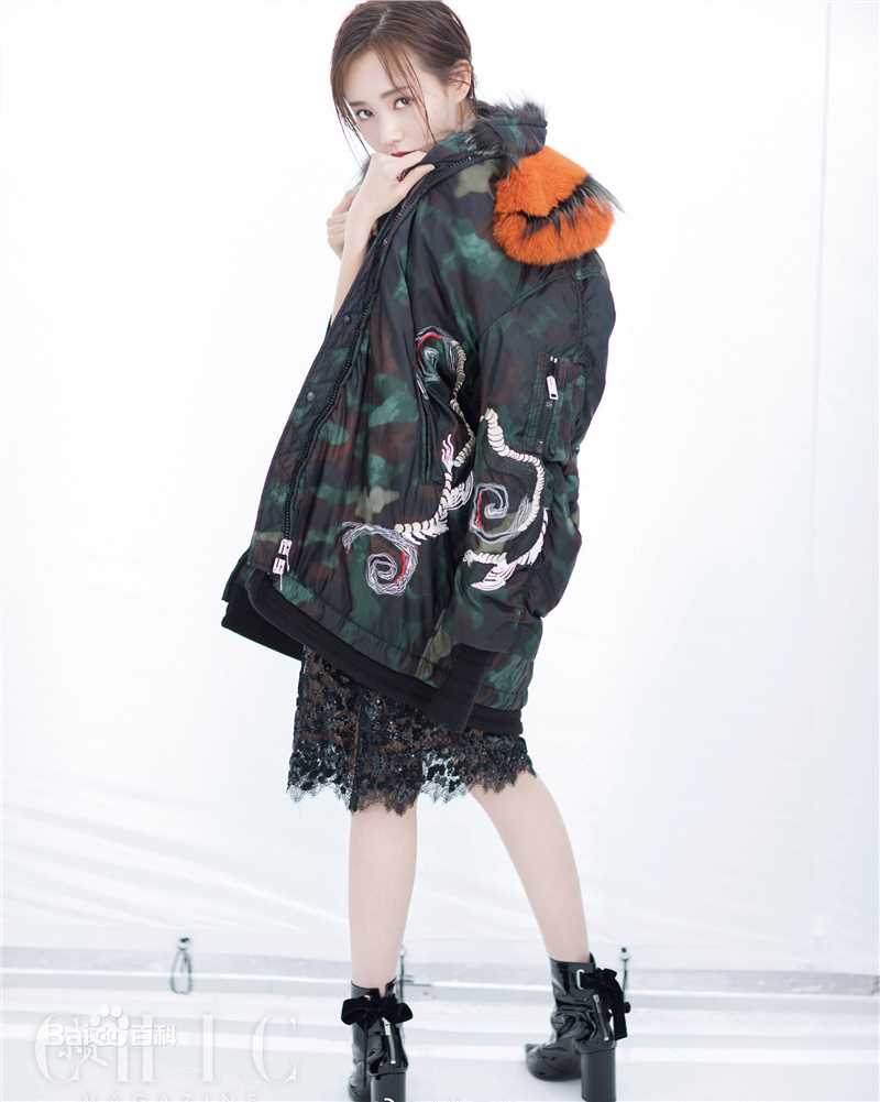 李一桐最全2017年杂志相册