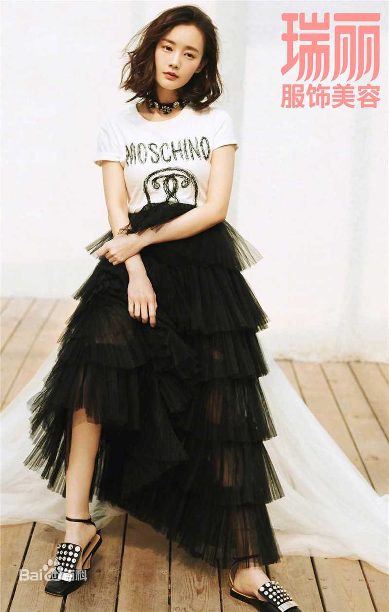 李一桐最全2018年杂志壁纸