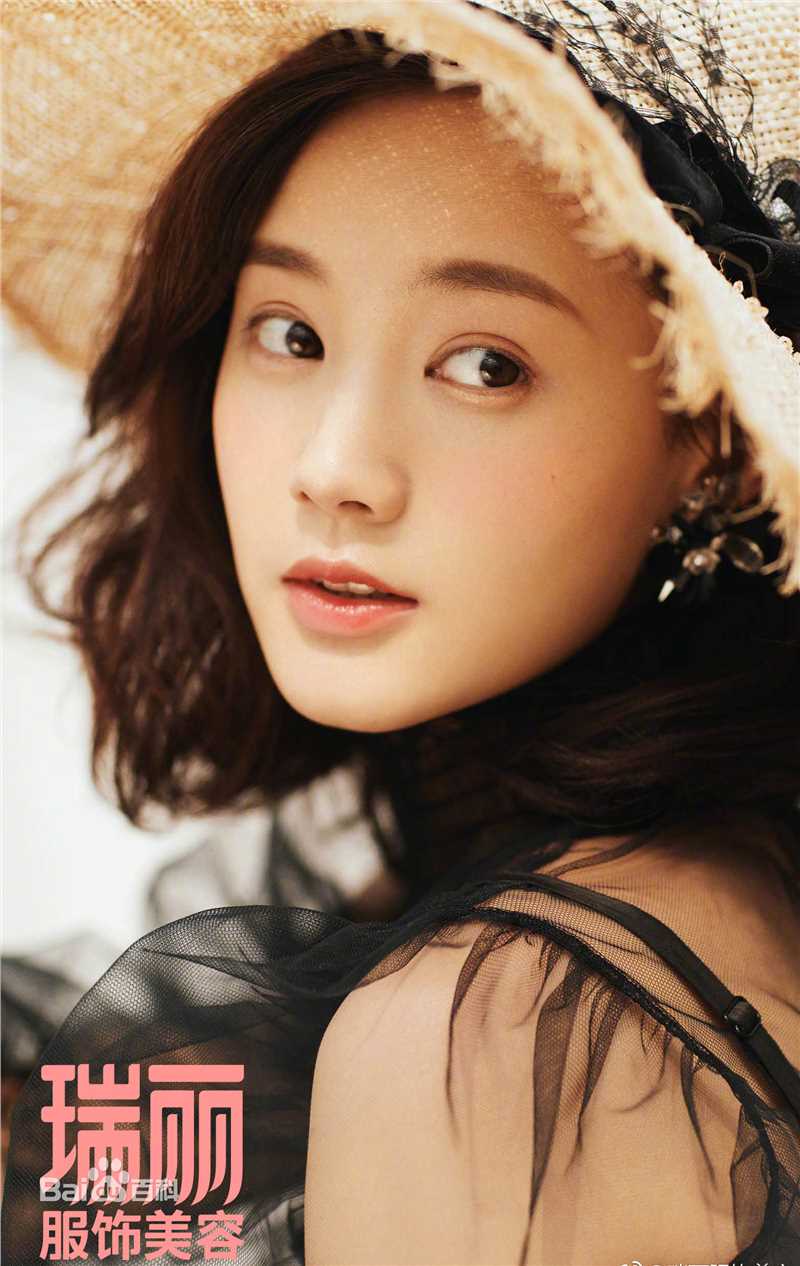 李一桐最全2018年杂志壁纸