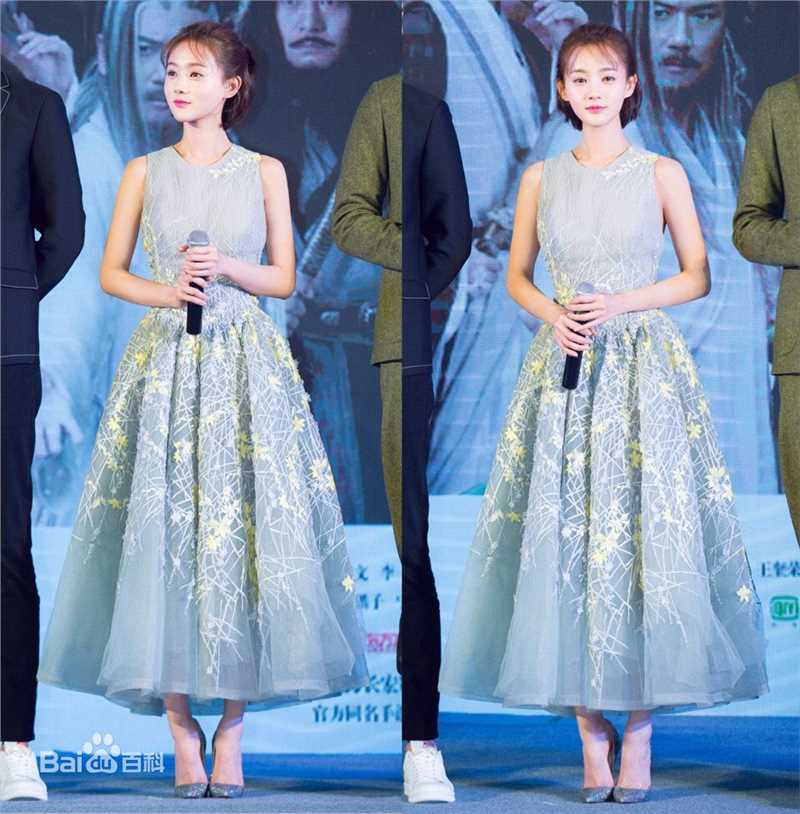 李一桐活动图素颜照相册