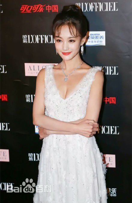 李一桐活动图素颜照相册