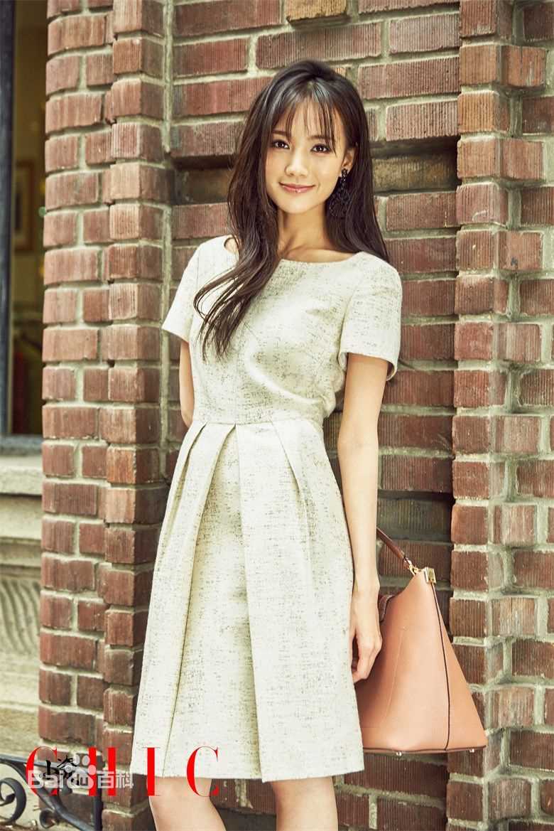 最新李一桐性感图片